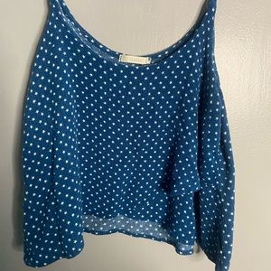 Crop tank top.